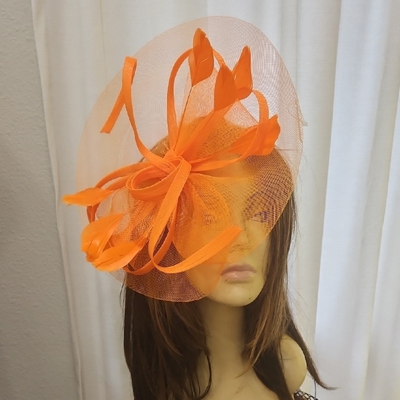 Accessories - NWT ORANGE FASCINATOR Hat Headband Clip‎ Derby Church Tea Hair Accessory